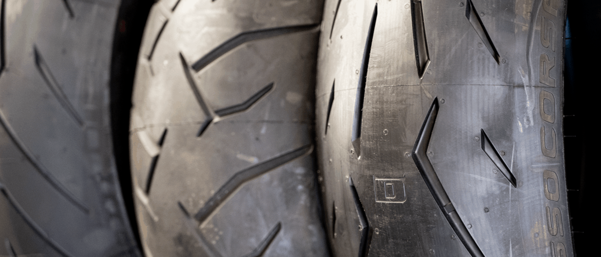 Hit the road with the tyres you need for your motorcycle